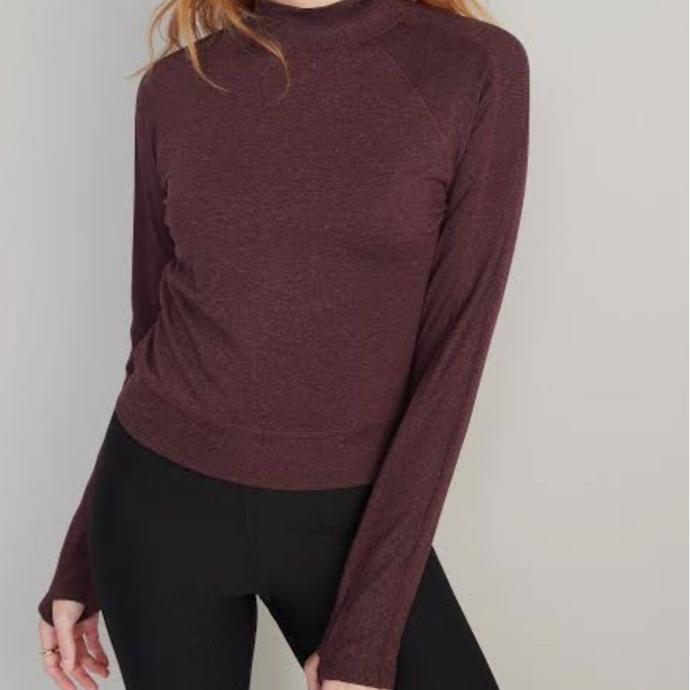 NWOT Old Navy XXL CozeCore Mock-Neck Ribbed-Panel Fleece Lined Purple Top
